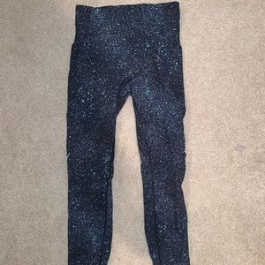 Lululemon “Lead The Pack” leggings size 4